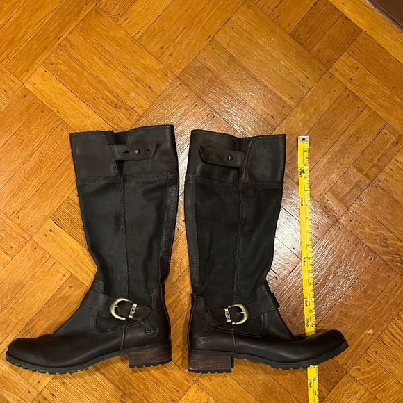 Timberland  brown boot with leather and nubuck leather with stylish buckle - Picture 3 of 8